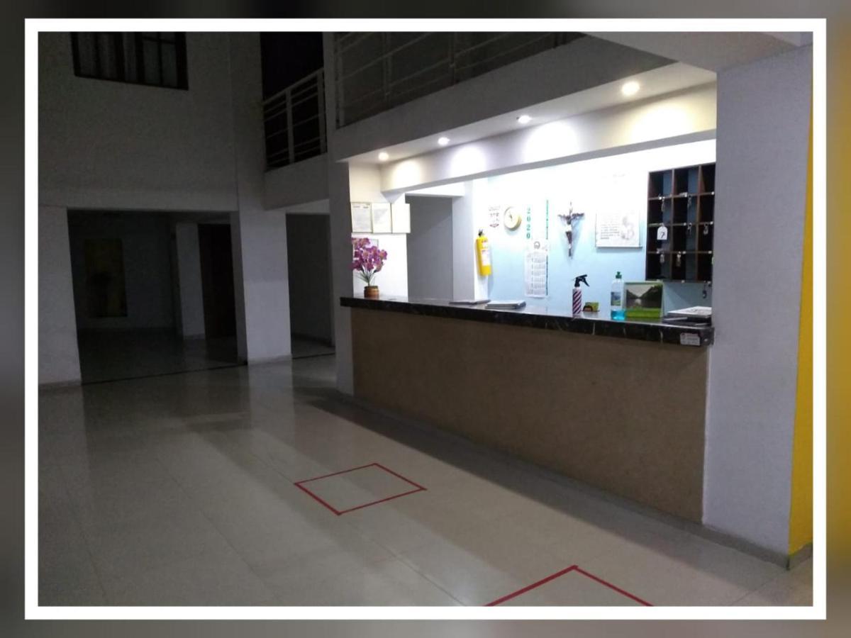 Hotel Casa Blanca בוגה מראה חיצוני תמונה